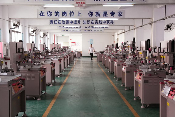 玻璃絲印機技術(shù),玻璃絲印機設備,玻璃絲印機操作 玻璃絲印機技術(shù),玻璃絲印機設備,玻璃絲印機操作