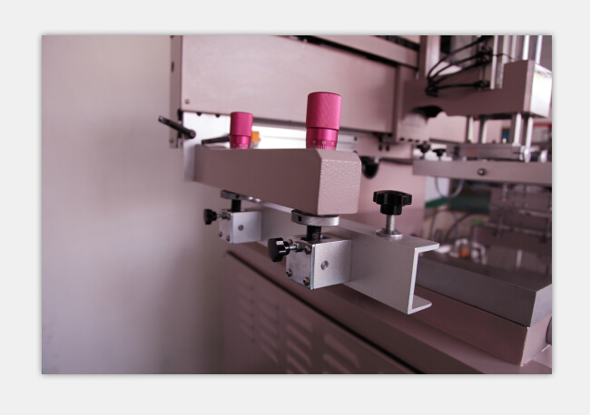 半自動(dòng)絲印機廠(chǎng)家 半自動(dòng)絲印機廠(chǎng)家